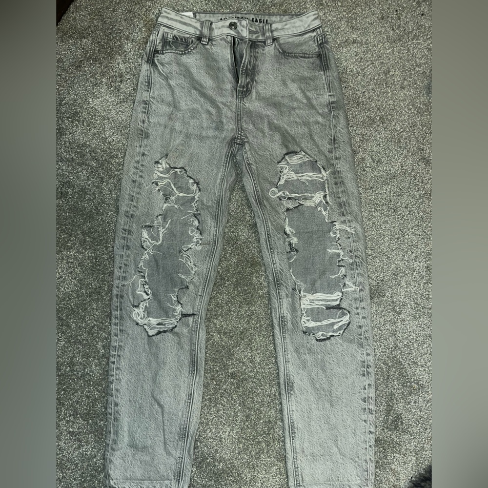American Eagle Mom Jeans
